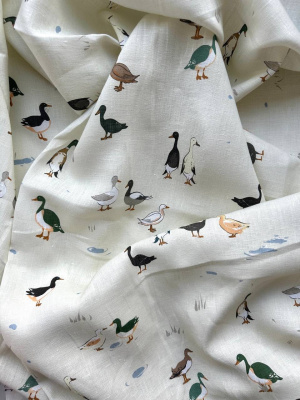 Ткань для шитья. Лён костюмный "Гуси” арт. 7744 | Ellie Fabrics